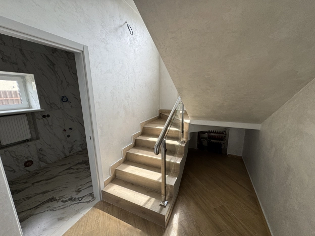 Купить дом в Москве. Вариант № 10680, 13, площадь - квм, цена 22890000 рублей