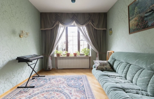 Купить дом в Москве. Вариант № 10708334, 19, площадь - квм, цена 92500000 рублей