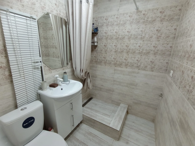 Купить двухкомнатную квартиру в Новороссийске. Вариант № 29949, 5, площадь -  квм, цена 7000000 рублей