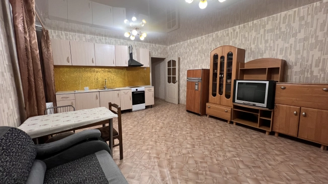 Купить квартиру у метро Золотая нива в Новосибирске. Вариант № 10528644, 10, площадь - квм, цена 5190000 рублей