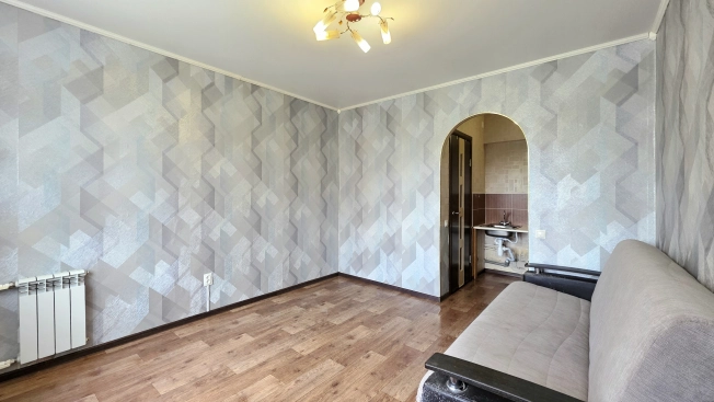 Купить комнату в Липецкой области. Вариант № 3817848, 3, площадь -  квм, цена 1350000 рублей