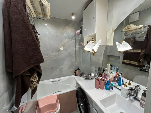 Купить квартиру в Москве. Вариант № 9967420, 9, площадь -  квм, цена 16600000 рублей