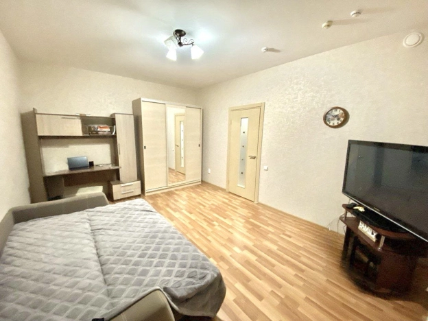 Купить квартиру в Белгороде. Вариант № 10340130, 4, площадь -  квм, цена 6100000 рублей