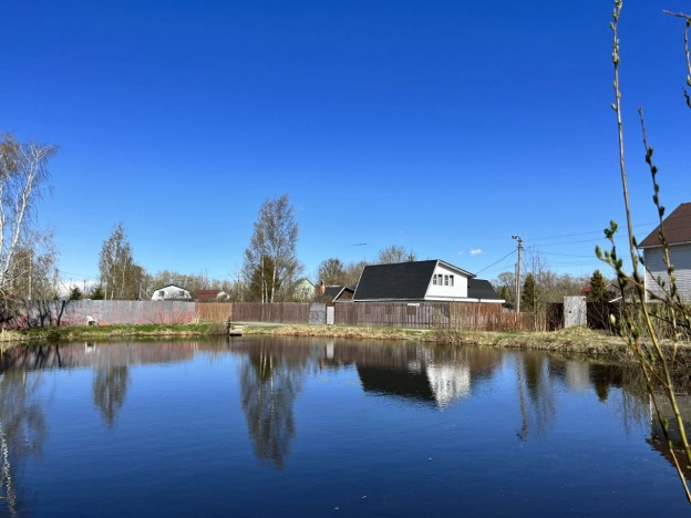 Купить земельный участок у метро Шушары в Санкт-Петербурге. Вариант № 1310673, 4, площадь -  квм, цена 2950000 рублей