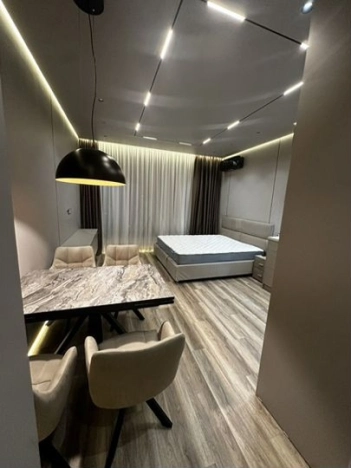 Купить квартиру в Москве. Вариант № 9959129, 5, площадь -  квм, цена 18500000 рублей