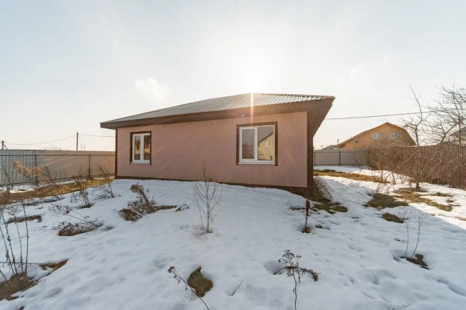 Купить дом в Санкт-Петербурге. Вариант № 5047, 27, площадь -  квм, цена 6600000 рублей