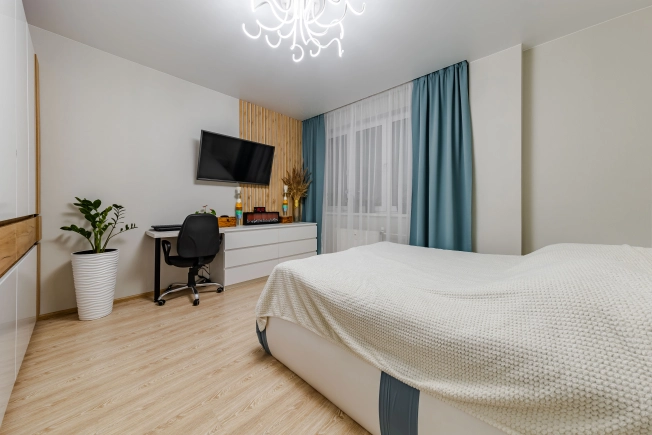 Купить трехкомнатную квартиру в Ленинградской области. Вариант № 8126607, 16, площадь -  квм, цена 15900000 рублей