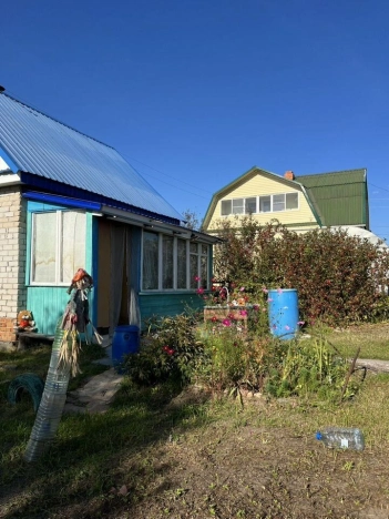 Купить дом на улице Сиреневая в Тюменской области. Вариант № 57642, 1, площадь -  квм, цена 900000 рублей