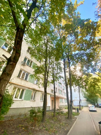 Купить квартиру в Москве. Вариант № 5546277, 16, площадь -  квм, цена 13500000 рублей