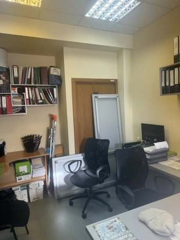 Купить коммерческую недвижимость свободного назначения в Сыктывкаре. Вариант № 19921, 6, площадь -  квм, цена 3300000 рублей