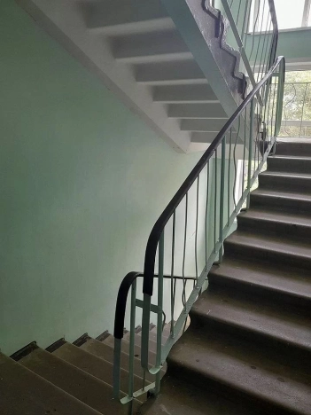 Купить трехкомнатную квартиру на улице Майская в Вологодской области. Вариант № 882194, 12, площадь -  квм, цена 3800000 рублей