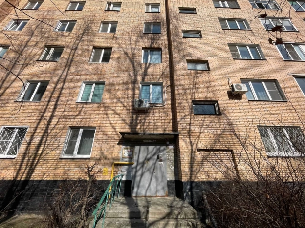 Купить трехкомнатную квартиру в Пушкине. Вариант № 33645, 12, площадь -  квм, цена 6700000 рублей