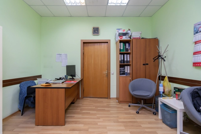 Купить коммерческую недвижимость свободного назначения в Омске. Вариант № 10108, 6, площадь -  квм, цена 49000000 рублей