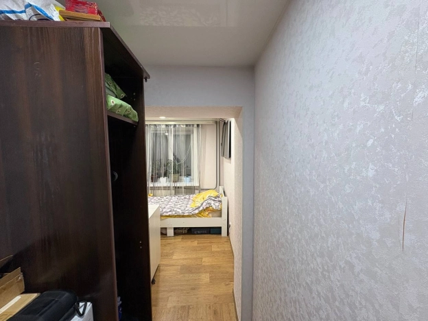 Купить трехкомнатную квартиру в Иркутской области. Вариант № 10643608, 13, площадь -  квм, цена 4499999 рублей