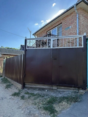 Купить дом в районе Пролетарский в Ростове-на-Дону. Вариант № 50505, 1, площадь -  квм, цена 6700000 рублей