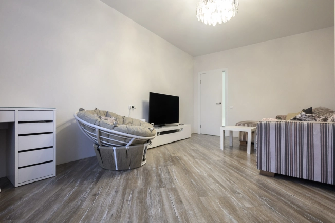 Купить двухкомнатную квартиру на вторичке в Пушкине. Вариант № 10016897, 29, площадь -  квм, цена 9750000 рублей