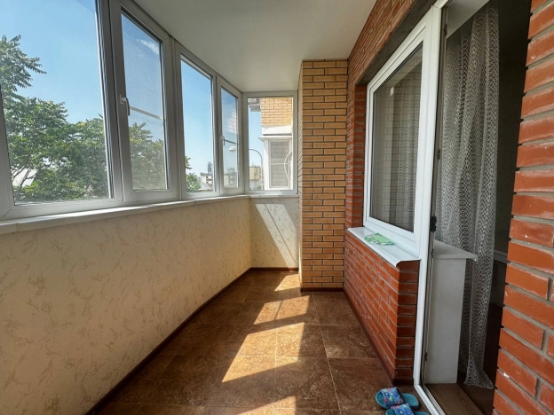 Купить однокомнатную квартиру на улице Войсковая в Краснодаре. Вариант № 227936, 3, площадь -  квм, цена 8300000 рублей