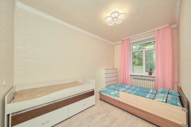 Купить трехкомнатную квартиру на вторичке в Рязани. Вариант № 3218429, 5, площадь -  квм, цена 3550000 рублей