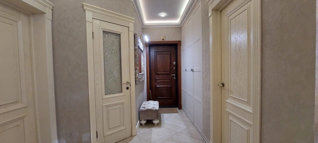 Купить трехкомнатную квартиру на улице Кирова в Химках. Вариант № 7756, 28, площадь -  квм, цена 22400000 рублей