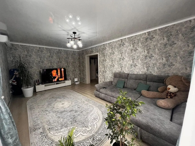 Купить дом в Белгороде. Вариант № 8941662, 8, площадь -  квм, цена 9200000 рублей