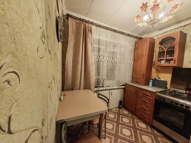 Купить однокомнатную квартиру на улице Железнодорожная в Владимирской области. Вариант № 9289841, 1, площадь -  квм, цена 3200000 рублей