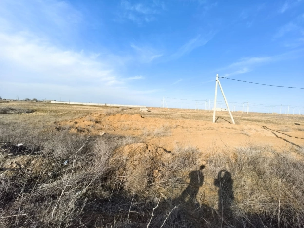 Купить земельный участок на улице Заречная в Республике Калмыкия. Вариант № 32277, 2, площадь -  квм, цена 970000 рублей