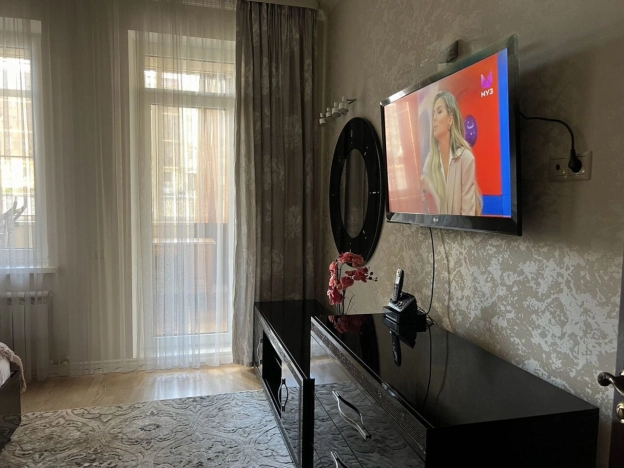 Купить четырехкомнатную квартиру в Воронеже. Вариант № 2666391, 27, площадь - квм, цена 23000000 рублей