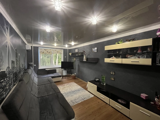 Купить двухкомнатную квартиру на улице Садовая в Калининградской области. Вариант № 1469177, 3, площадь -  квм, цена 3530000 рублей