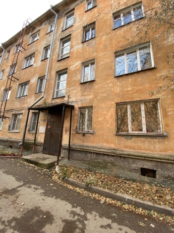 Купить однокомнатную квартиру в ЦАО в Новосибирске. Вариант № 8527850, 5, площадь -  квм, цена 3900000 рублей