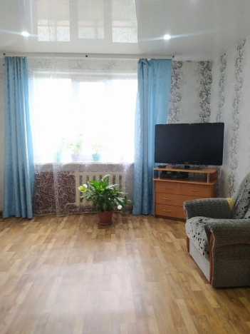 Купить двухкомнатную квартиру на улице Ленина в Тюменской области. Вариант № 60169, 8, площадь -  квм, цена 1500000 рублей