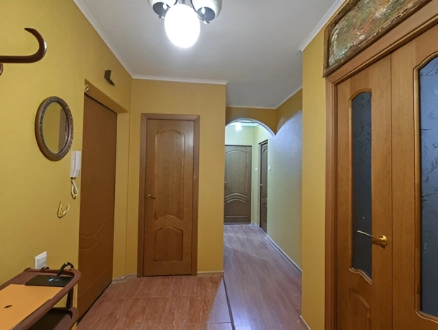 Купить двухкомнатную квартиру в районе Кировский в Ростове-на-Дону. Вариант № 2732787, 9, площадь -  квм, цена 6545000 рублей