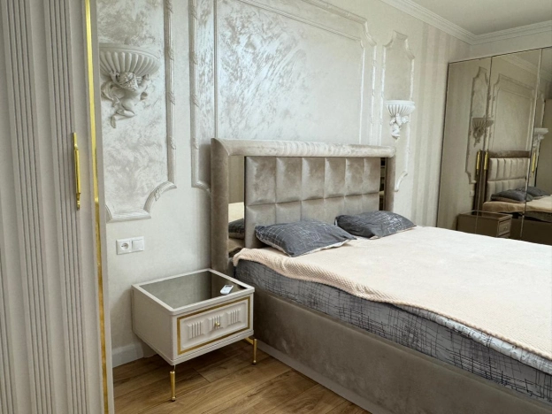 Купить квартиру в Краснодаре. Вариант № 1755601, 5, площадь - квм, цена 18500000.0000 рублей