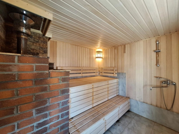 Купить дом на улице Михаила Романенко в Краснодарском крае. Вариант № 7396, 24, площадь -  квм, цена 14500000 рублей