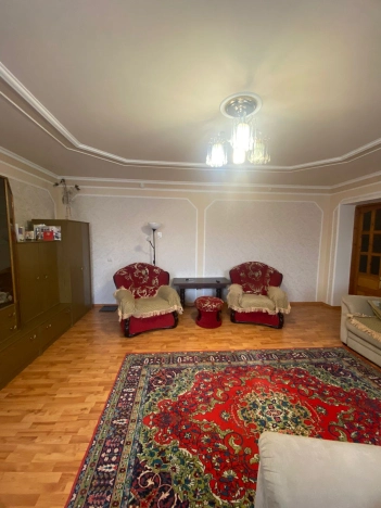 Купить дом на улице Нефтяников в Элисте. Вариант № 6805, 9, площадь -  квм, цена 13500000 рублей