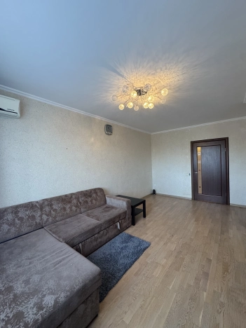 Купить квартиру на вторичке в Уфе. Вариант № 6232492, 6, площадь -  квм, цена 10290000 рублей