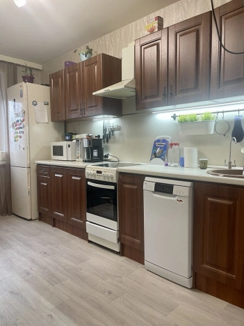 Купить однокомнатную квартиру на улице Шелепихинская набережная в Москве. Вариант № 9949289, 0, площадь -  квм, цена 7100000 рублей