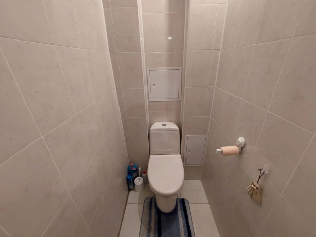 Купить трехкомнатную квартиру на улице Набережная в Пушкине. Вариант № 2036, 15, площадь -  квм, цена 10500000 рублей