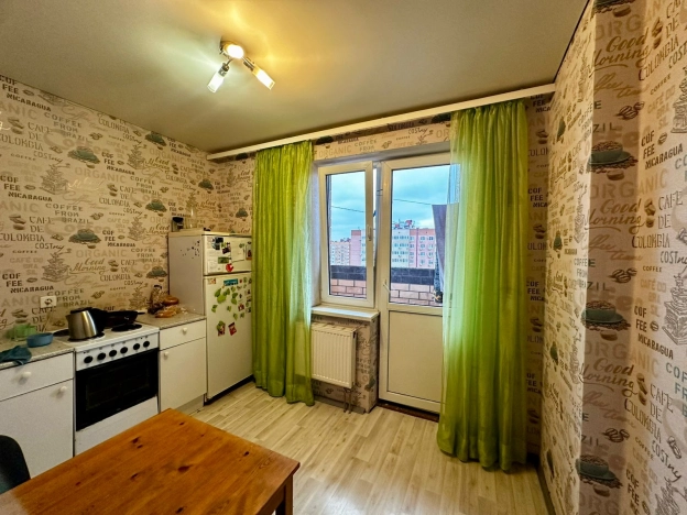 Купить однокомнатную квартиру в Краснодаре. Вариант № 9101642, 3, площадь -  квм, цена 5000000 рублей