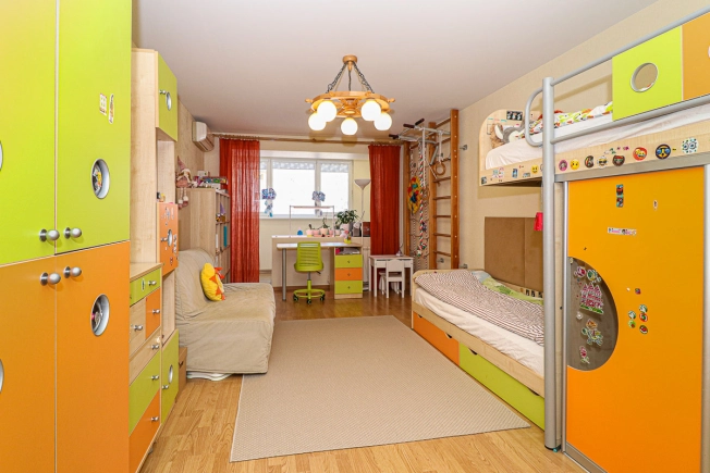 . Вариант № 28216, 5, площадь - 45 квм, цена 10000000 рублей