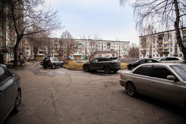 Купить трехкомнатную квартиру на улице Ильи Мухачева в Бийске. Вариант № 8511273, 34, площадь -  квм, цена 7150000 рублей