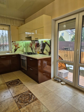 Купить трехкомнатную квартиру на улице Бориса Пастернака в Калининграде. Вариант № 32482, 4, площадь -  квм, цена 15350000 рублей