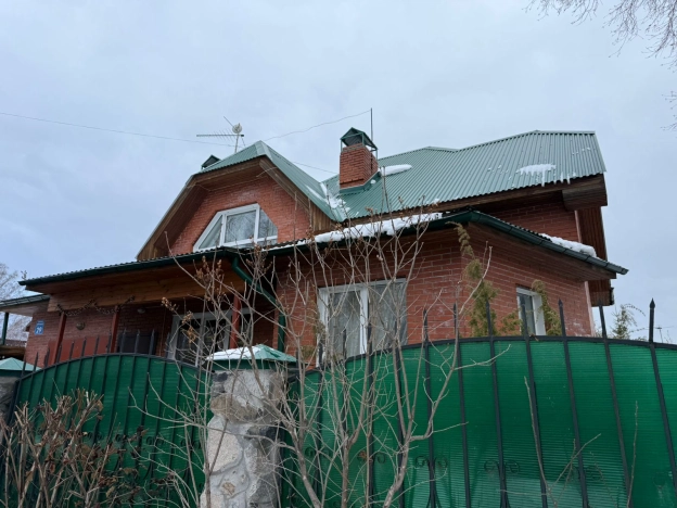 Купить дом в Тюменской области. Вариант № 10770490, 23, площадь - квм, цена 18000000 рублей