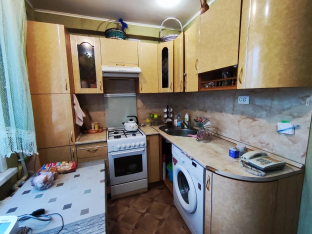 Купить четырехкомнатную квартиру в Владимирской области. Вариант № 1173, 0, площадь -  квм, цена 3950000 рублей