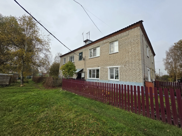 Купить двухкомнатную квартиру на улице Мира в Владимире. Вариант № 7699482, 13, площадь -  квм, цена 1700000 рублей