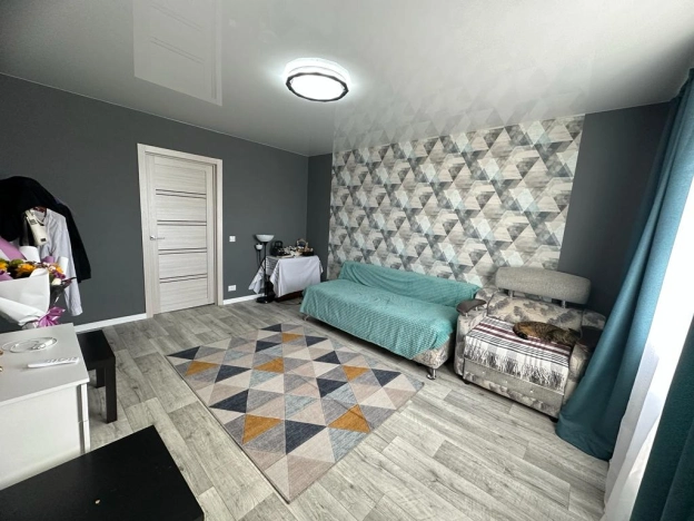 Купить двухкомнатную квартиру на вторичке в Микрорайоне 4-й, Элиста в Элисте. Вариант № 5111, 1, площадь -  квм, цена 5300000 рублей