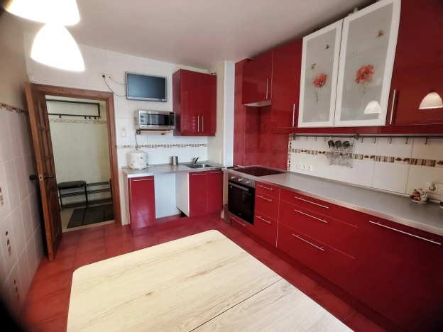 Купить трехкомнатную квартиру в районе Калининский в Новосибирске. Вариант № 8515341, 1, площадь -  квм, цена 5630000 рублей