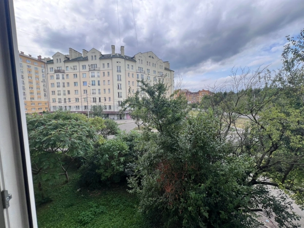 Снять квартиру в районе Ленинградский в Калининграде. Вариант № 13440, 11, площадь -  квм, цена 30000 рублей