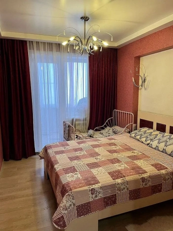 Купить трехкомнатную квартиру на улице Ильи Мухачева в Бийске. Вариант № 26000, 7, площадь -  квм, цена 6800000 рублей