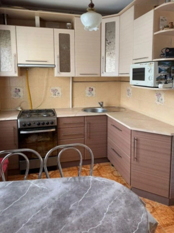 Купить трехкомнатную квартиру на улице Ильи Мухачева в Бийске. Вариант № 31515, 12, площадь -  квм, цена 6550000 рублей