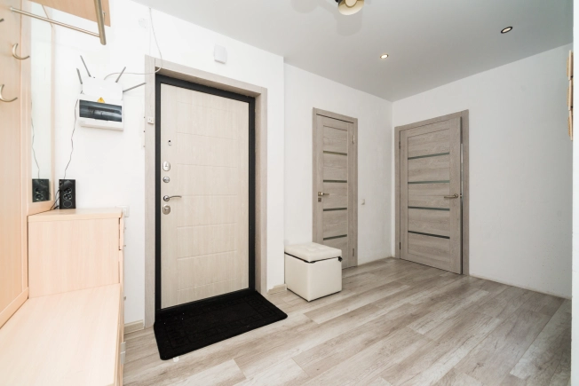 Купить трехкомнатную квартиру на улице Касимовское шоссе в Рязани. Вариант № 3110464, 9, площадь -  квм, цена 9290000 рублей